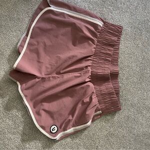 Vuori Women’s pink shorts